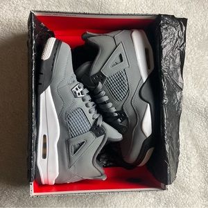 Air Jordan 4 Retro Cool Gray